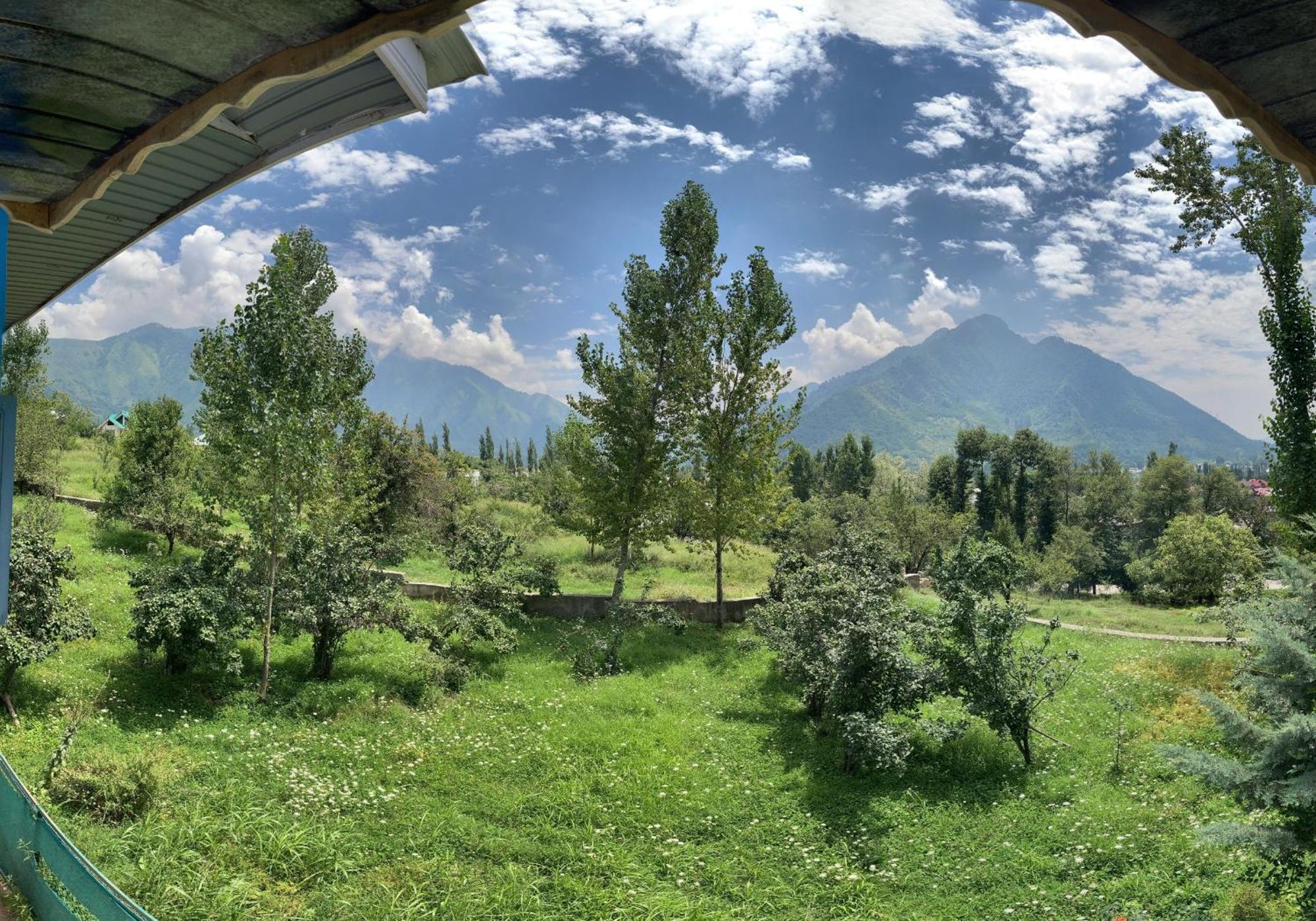 Nasheman Resorts Srīnagar Exteriér fotografie